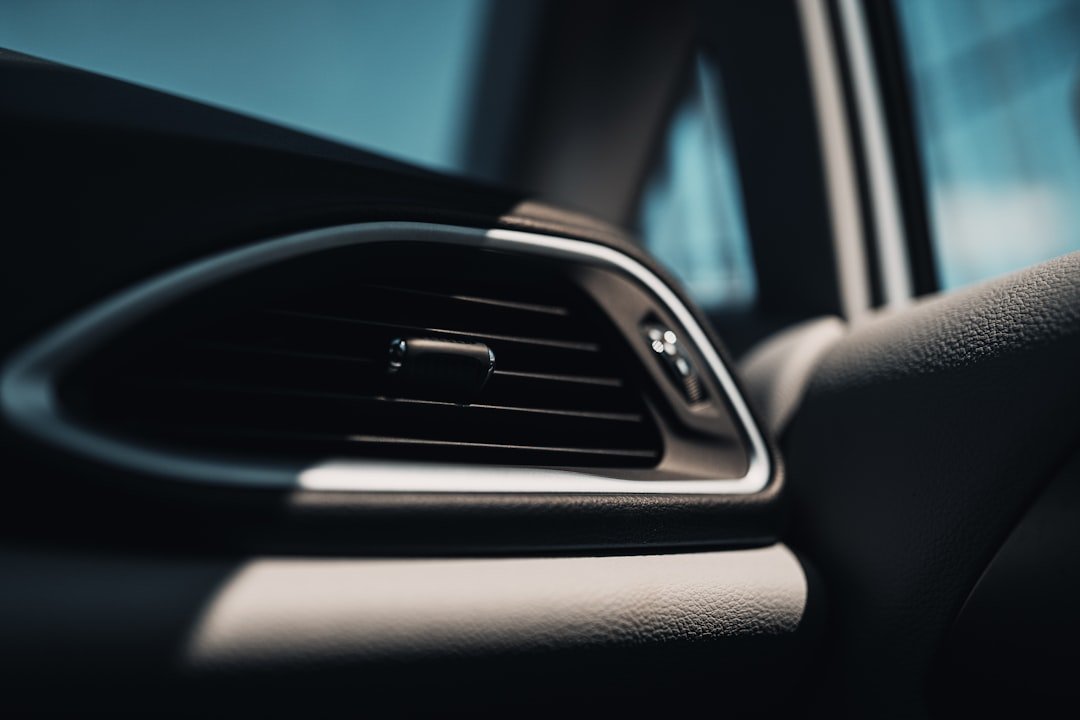 HVAC Blower Motor & Heater Core Guide: Symptoms and Cost