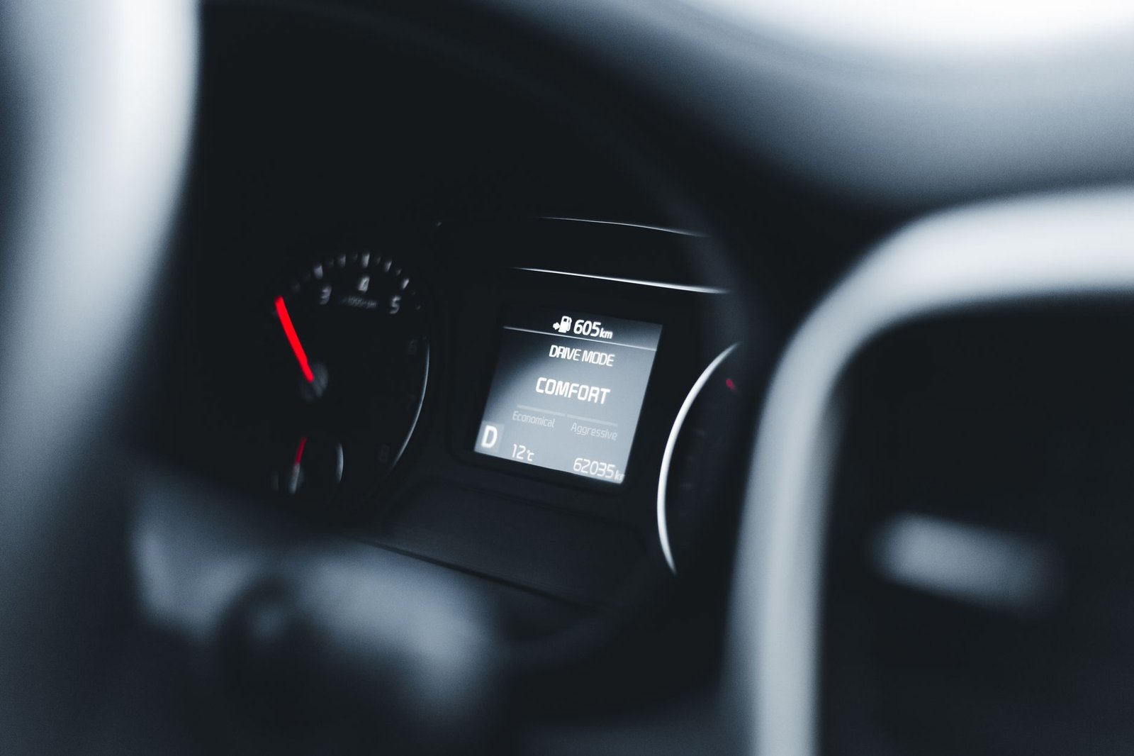 A vehicle's dashboard display and drive mode settings